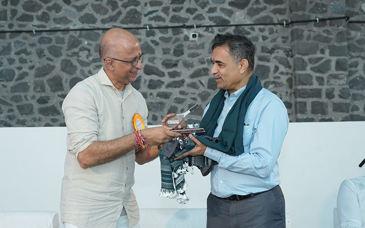 samir somaiya, Nitin Kareer